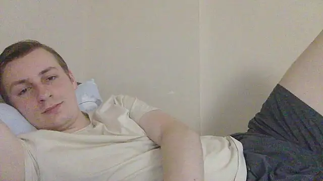 Snapshot of your_andy chatting on 09/22/25, 06:04 your andy online show from 09/22/25, 06:04