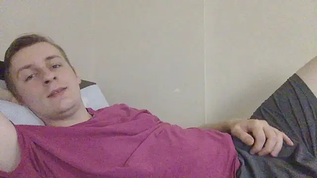 Snapshot of your_andy chatting on 10/11/25, 06:45 your andy online show from 10/11/25, 06:45