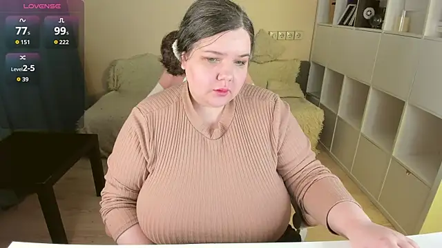 Snapshot of PlumPie chatting on 09/09/25, 05:23 PlumPie online show from 09/09/25, 05:23