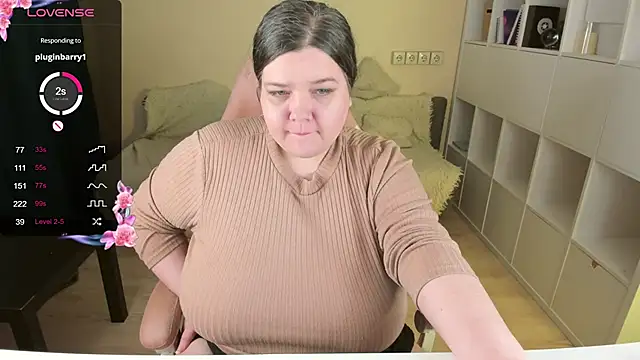 PlumPie online show from 11/08/25, 11:03