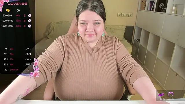 PlumPie online show from 11/25/25, 05:35