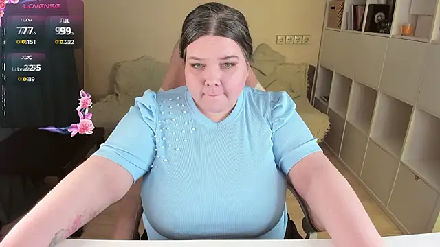 PlumPie online show from 03/15/26, 11:11