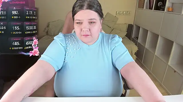 PlumPie online show from 04/21/26, 06:12