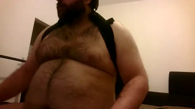 Snapshot of Superbearc89 chatting on 01/09/26, 11:39 Superbearc89 online show from 01/09/26, 11:39