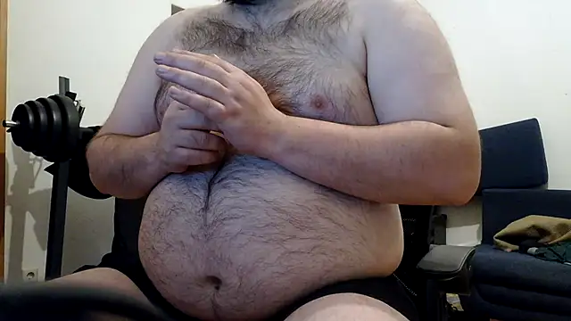 Snapshot of Superbearc89 chatting on 01/17/26, 12:37 Superbearc89 online show from 01/17/26, 12:37