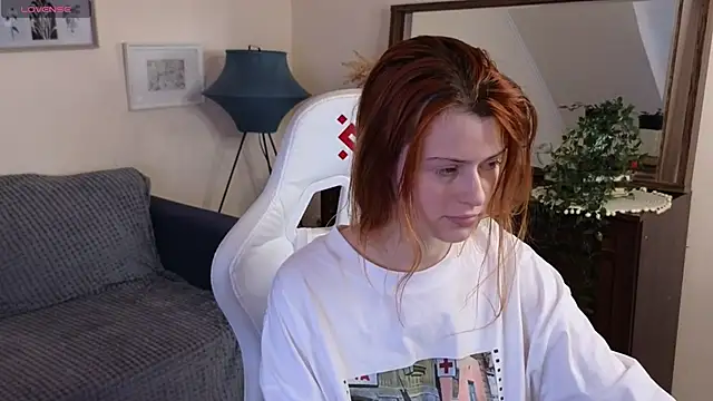 doll lesli online show from 02/07/25, 02:26