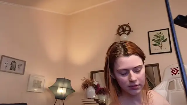 doll lesli online show from 02/27/25, 11:26