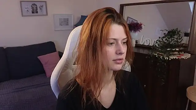 doll lesli online show from 02/28/25, 02:31