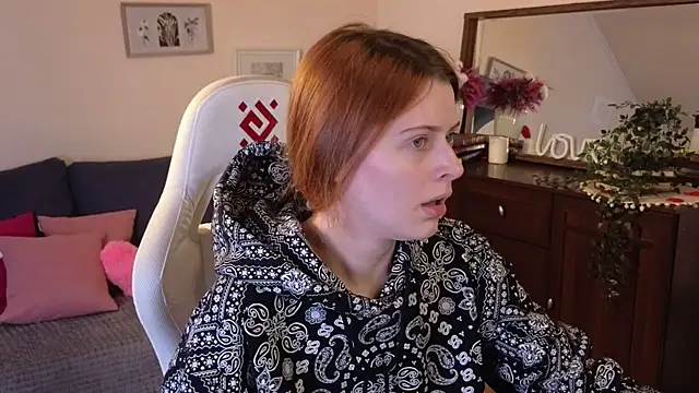 doll lesli online show from 03/07/25, 02:45