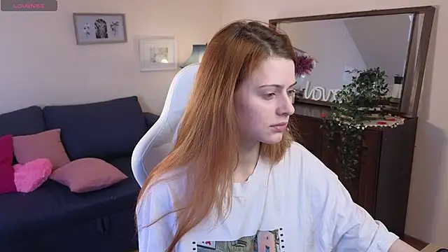 doll lesli online show from 03/13/25, 02:12