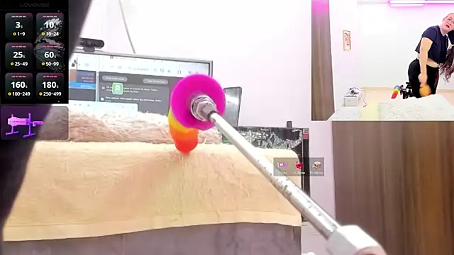 Paulina Davis  online show from 02/15/26, 12:07