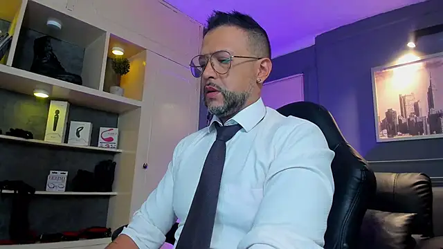 MrFrank tattoo online show from 11/25/25, 11:54