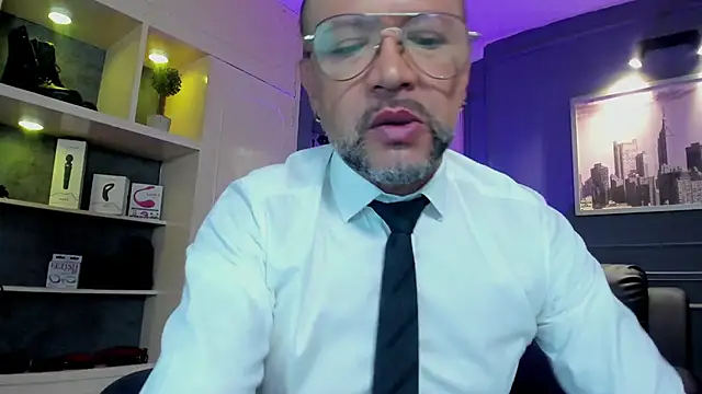 MrFrank tattoo online show from 01/08/26, 12:07