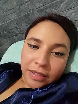 LizzRouse online show from 11/26/25, 01:17