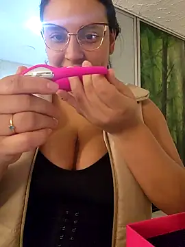 LizzRouse online show from 03/05/26, 06:48