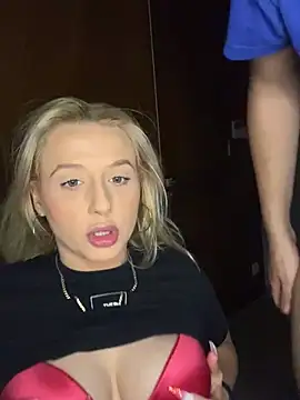 Strongqueen online show from 01/11/25, 12:12