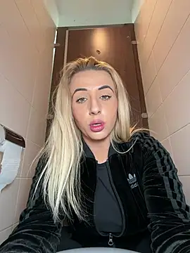 Strongqueen online show from 03/21/26, 11:48