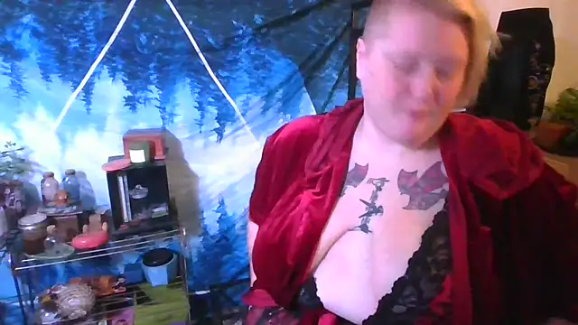 buxombosums online show from 12/15/25, 07:12