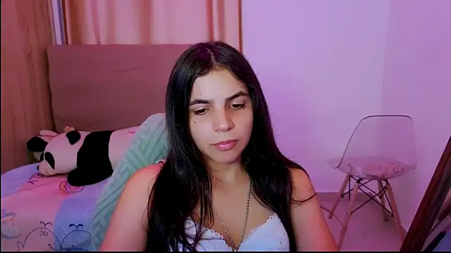 Snapshot of _elenna chatting on 04/30/26, 06:14 elenna online show from 04/30/26, 06:14