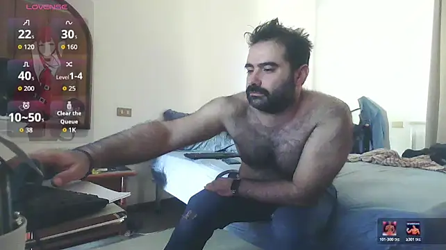 Snapshot of Attila985 chatting on 06/25/26, 03:38 Attila985 online show from 06/25/26, 03:38