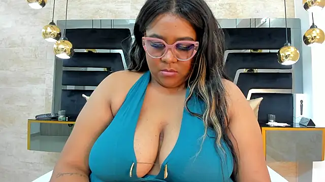 BiancaFollerach online show from 03/08/25, 05:54