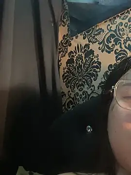BlackAlison online show from 05/01/26, 04:55
