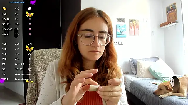 Snapshot of linda_giggle chatting on 12/03/24, 01:21 linda giggle online show from 12/03/24, 01:21