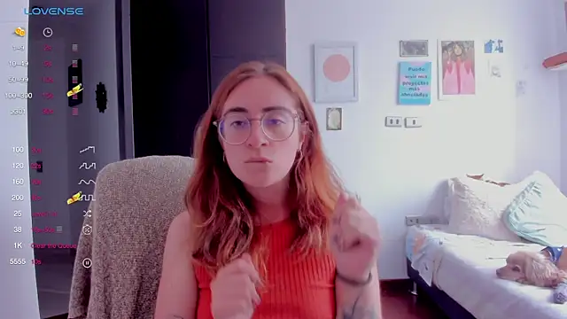 Snapshot of linda_giggle chatting on 01/09/25, 05:22 linda giggle online show from 01/09/25, 05:22