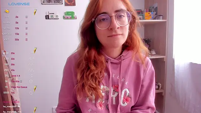 Snapshot of linda_giggle chatting on 02/11/25, 05:18 linda giggle online show from 02/11/25, 05:18