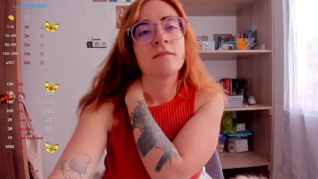 Snapshot of linda_giggle chatting on 02/13/25, 02:20 linda giggle online show from 02/13/25, 02:20