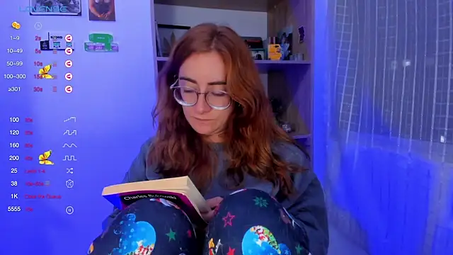 Snapshot of linda_giggle chatting on 02/14/25, 03:33 linda giggle online show from 02/14/25, 03:33