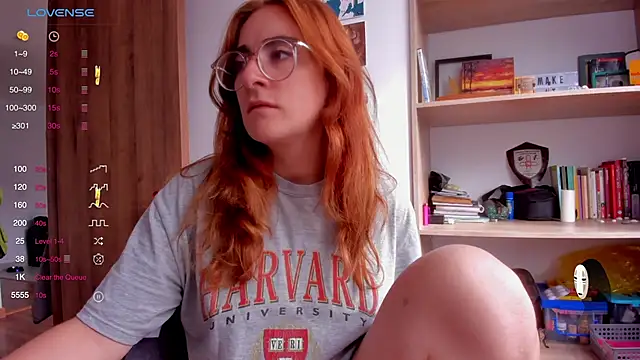 Snapshot of linda_giggle chatting on 02/20/25, 01:40 linda giggle online show from 02/20/25, 01:40