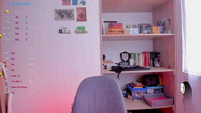 Snapshot of linda_giggle chatting on 02/24/25, 05:09 linda giggle online show from 02/24/25, 05:09