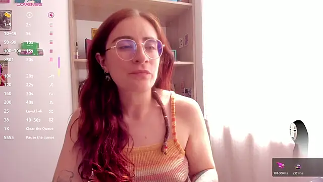 Snapshot of linda_giggle chatting on 07/06/26, 03:03 linda giggle online show from 07/06/26, 03:03