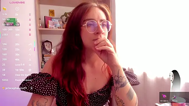Snapshot of linda_giggle chatting on 07/11/26, 03:26 linda giggle online show from 07/11/26, 03:26
