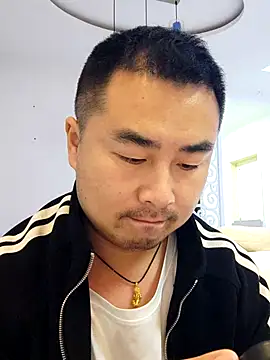 guozuo online show from 03/28/26, 02:05