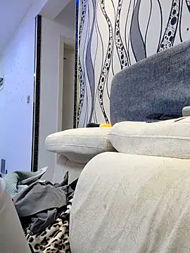 guozuo online show from 04/14/26, 02:01