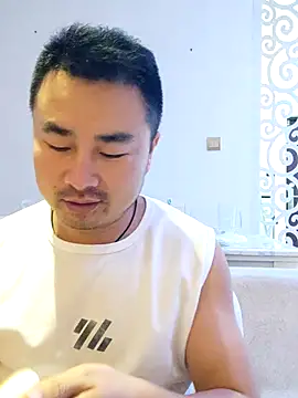 Snapshot of guozuo chatting on 07/05/26, 01:40 guozuo online show from 07/05/26, 01:40