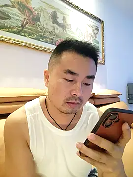 Snapshot of guozuo chatting on 07/11/26, 01:47 guozuo online show from 07/11/26, 01:47