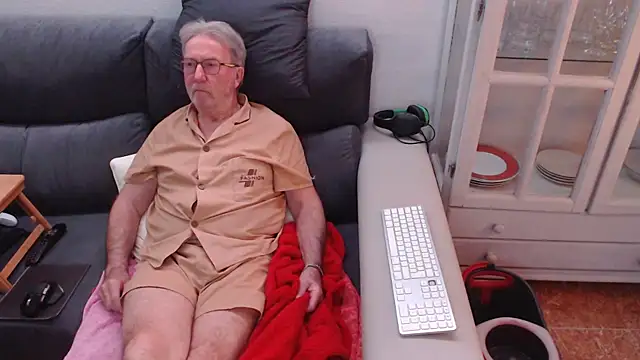 Nudelschwanz online show from 02/21/25, 10:26