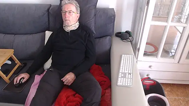 Nudelschwanz online show from 02/23/25, 11:44