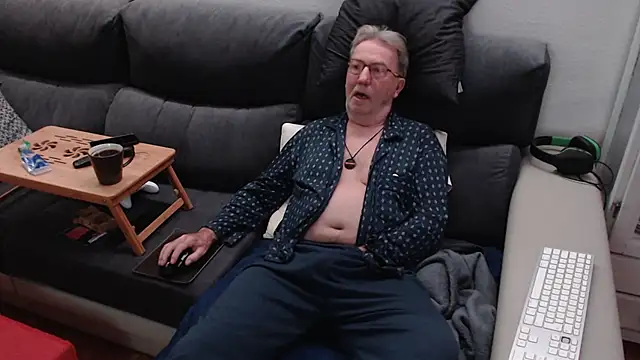 Nudelschwanz online show from 03/12/25, 05:46