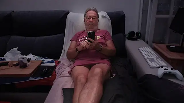 Nudelschwanz online show from 09/29/25, 02:49