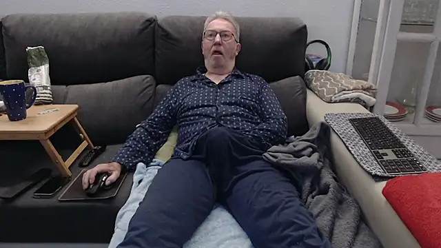 Nudelschwanz online show from 03/04/26, 06:41