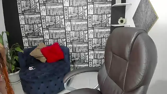 Isa And Natasha online show from 03/19/25, 11:39