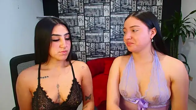 Isa And Natasha online show from 05/12/26, 07:00