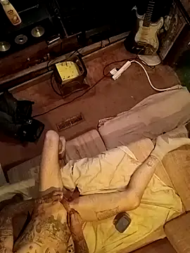 sucktraewil online show from 12/06/24, 07:10