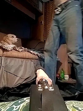 sucktraewil online show from 03/23/25, 05:32