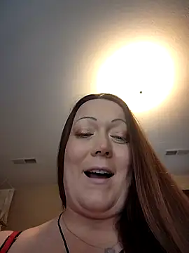 Snapshot of BBWQUEENBEEE chatting on 02/20/26, 07:25 BBWQUEENBEEE online show from 02/20/26, 07:25