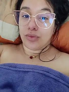 Deina bunny online show from 03/11/26, 03:29